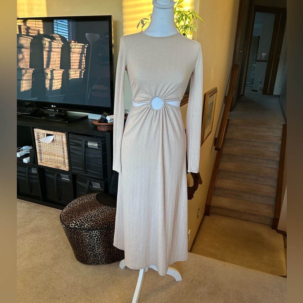Zara Cream Long Sleeve Dress with Cut-Out